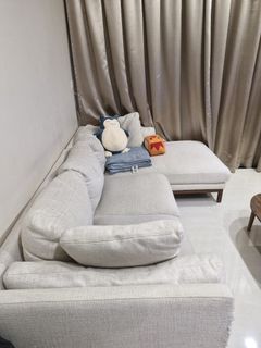 (Category: ) located in . Submitted by nghongming (Listing ID 1449661525, Image 1). Description: .