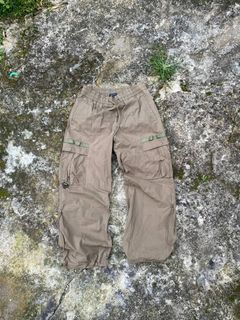 (Category: ) located in . Submitted by outdoor_threadsss (Listing ID 1449603989, Image 1). Description: .