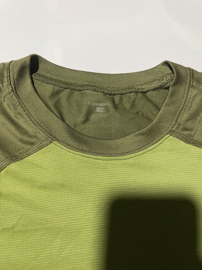 Patagonia Dark Olive Green Tshirt (Category: Activewear) located in Las Pinas. Submitted by mistyger. (Listing ID 1449642692, Image 3). Description: Patagonia Dark Olive Green Dri-fit T-shirt for Women’s Medium Width -21 Length - 23.5 Colorate 10/10 Good conditio Good for Outdoor & Running Gear Issue:❌ .