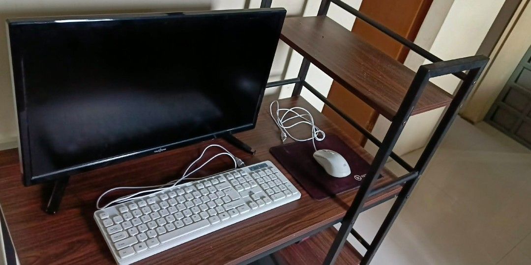 Pc Setup (Category: Desktops) located in Lipa City. Submitted by stelisntreal (Listing ID 1449649924, Image 2). Description: FOR SALE DESKTOP PC FREE DELIVERY! WITHIN BATANGAS/LIPA AREA Price: 12,000 PHP (Negotiable) Inclusions: CPU Monitor (Viewsync) Keyboard Mouse + Mousepad Windows 10 installed Additional 2k for the computer table SPECIFICATIONS : Intel(R) Core(TM) i3-9100 CPU @ 3.60GHz 3.60 GHz 8GB RAM (T.88 GB usable) Intel(R) UHD Graphics 6
