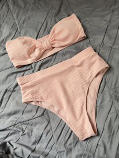 (Category: ) located in . Submitted by closetdropph (Listing ID 1449629759, Image 1). Description: .