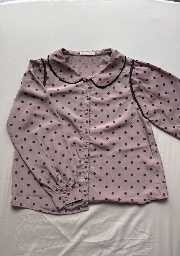 polkadot blouse (Category: Blouses) located in Kuching. Submitted by strwberrycheeks (Listing ID 1449635772, Image 1). Description: -fit size s-m - dm for more details.