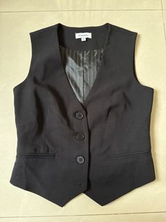 (Category: ) located in . Submitted by preloved-relove (Listing ID 1449629071, Image 1). Description: .