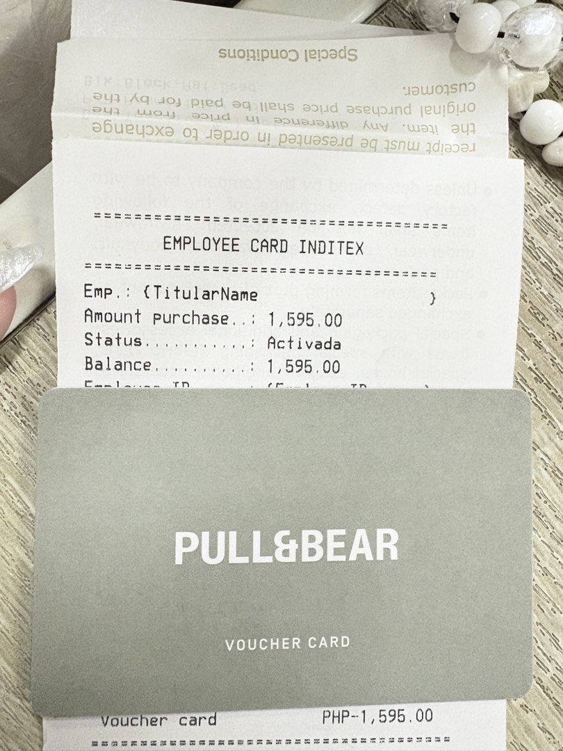 Pull & Bear Voucher Card (Category: Vouchers) located in Malabon City. Submitted by stuffsxdeclutter (Listing ID 1449539083, Image 1). Description: - Pull & Bear Voucher Card - Value: PHP 1,595.00 - Perfect for shopping at Pull & Bear.