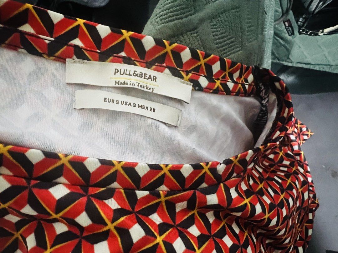 PULL&BEAR (Category: Dresses) located in Cavite. Submitted by mixprelove1286 (Listing ID 1449589228, Image 3). Description: .