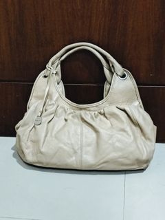 (Kategori: ) berada di . Dikirim oleh joyblessing (ID iklan 1449598697, Gambar 1). Deskripsi: .