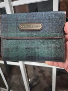(Category: ) located in . Submitted by nancy_luxeshoppe (Listing ID 1449642942, Image 1). Description: .