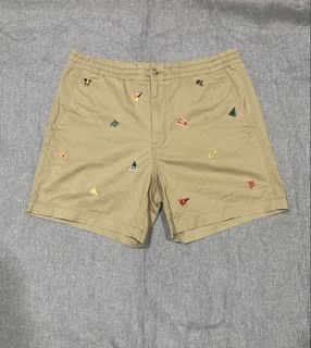 (Category: ) located in . Submitted by deensthrifting (Listing ID 1449695523, Image 1). Description: .