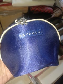 (Category: ) located in . Submitted by elevens_online_thrift_shop (Listing ID 1449577702, Image 1). Description: .