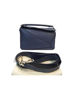 (Kategori: ) berada di . Dikirim oleh brandedboutiquez (ID iklan 1449554495, Gambar 1). Deskripsi: .