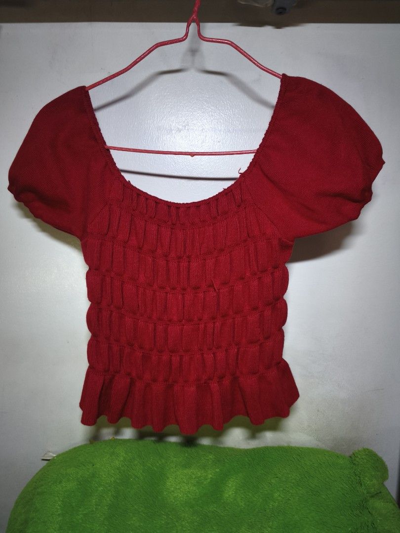 Red knitted puff sleeve top (Category: Others Tops) located in Manila. Submitted by letthingsgo_ (Listing ID 1449588827, Image 1). Description: small size.
