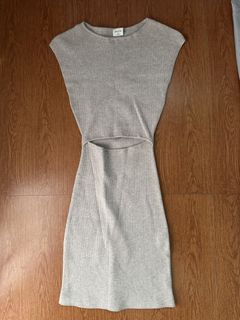 (Category: ) located in . Submitted by shopninpreloved (Listing ID 1449614593, Image 1). Description: .