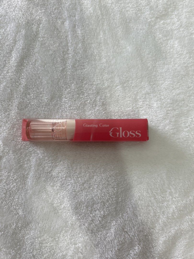 Rom&nd Glasting Color Gloss 07 Spring Fever (Category: Makeup) located in Manila. Submitted by tprdo09 (Listing ID 1449592528, Image 1). Description: - Romand Glasting Color Gloss - Shade: 07 Spring Fever - Provides a beautiful shine - Popular K-beauty lip product - Ideal for a natural, glossy lip look - Features clear packaging with a pink cap.