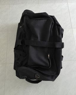 (Category: ) located in . Submitted by lowjun01 (Listing ID 1449557917, Image 1). Description: .