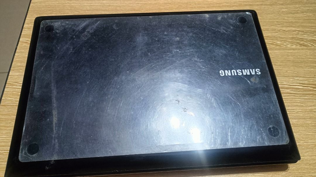 Samsung NP-R439 Laptop (Category: Laptops & Notebooks) located in Caloocan City. Submitted by jayple (Listing ID 1449534108, Image 2). Description: Samsung laptop r439 for parts i3 350M processor 2gb ddr3 ram. wifi card. bluetooth motherboard keypad. with original charger. defective LCD no HDD. 1k (neg) fairview Q.C.