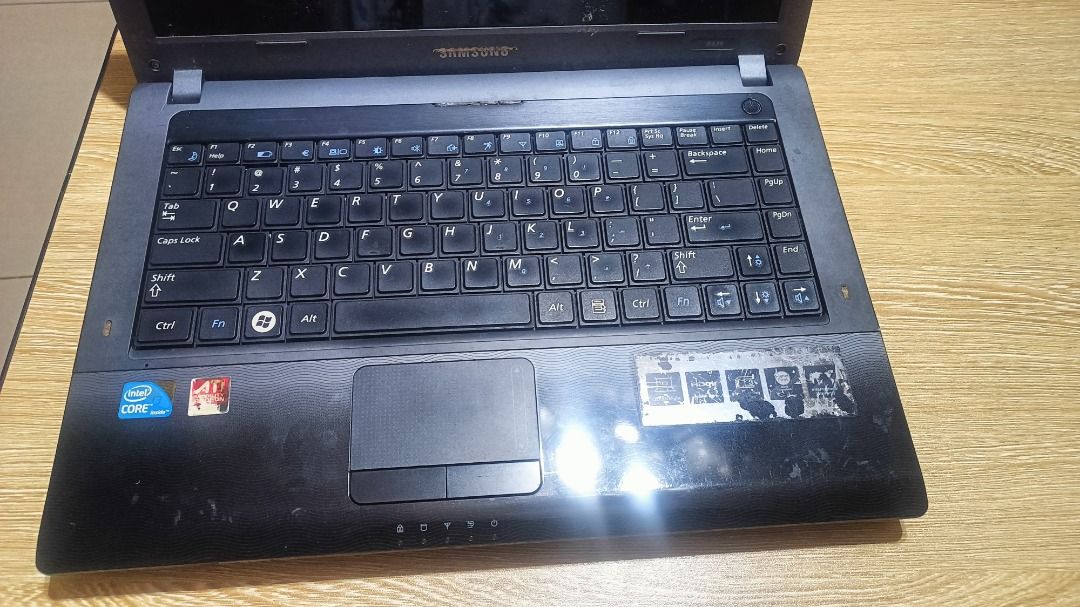 Samsung NP-R439 Laptop (Category: Laptops & Notebooks) located in Caloocan City. Submitted by jayple (Listing ID 1449534108, Image 1). Description: Samsung laptop r439 for parts i3 350M processor 2gb ddr3 ram. wifi card. bluetooth motherboard keypad. with original charger. defective LCD no HDD. 1k (neg) fairview Q.C.