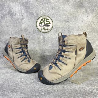 (Kategori: ) berada di . Dikirim oleh arluna.thriftshoes (ID iklan 1449628990, Gambar 1). Deskripsi: .