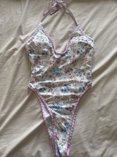(Category: ) located in . Submitted by chicclosetco (Listing ID 1449593624, Image 1). Description: .