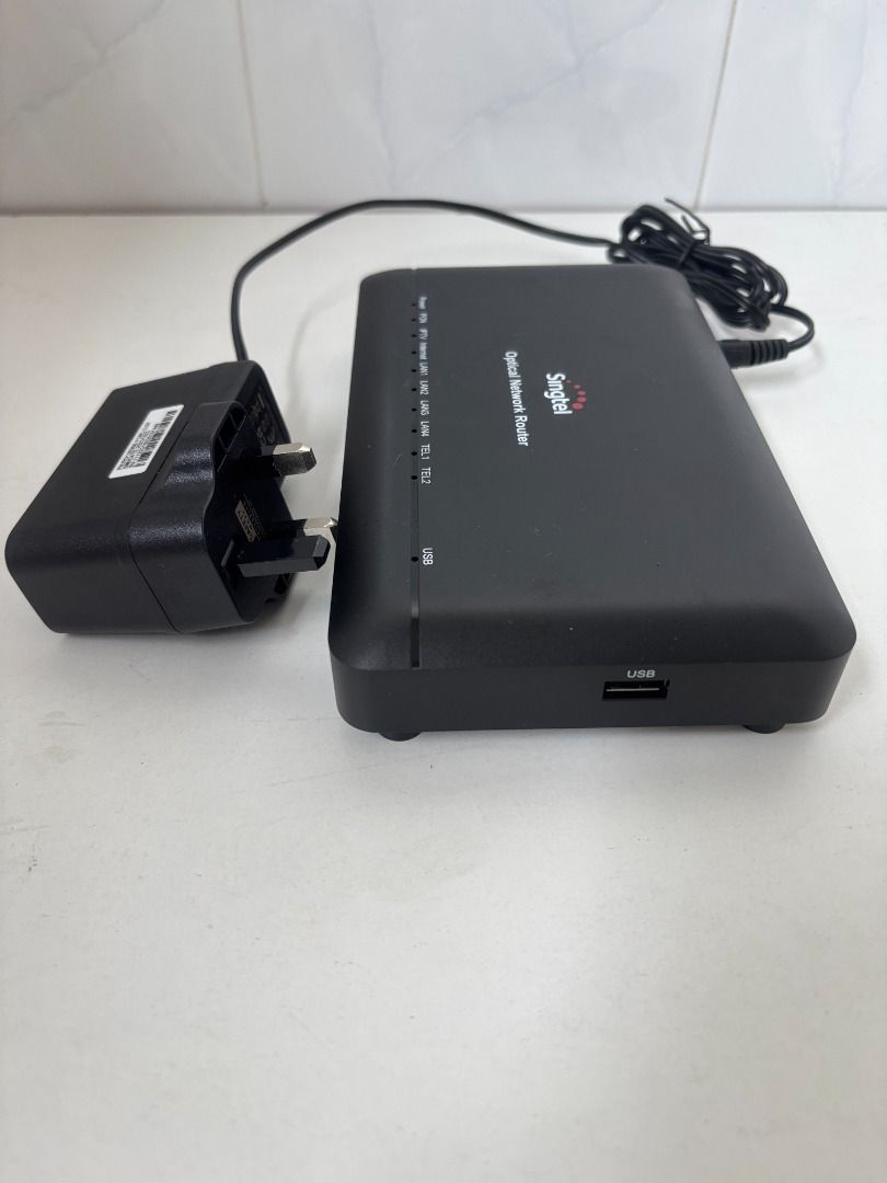 Singtel Optical Network Router with Power Adapter--Modem509234361528504322