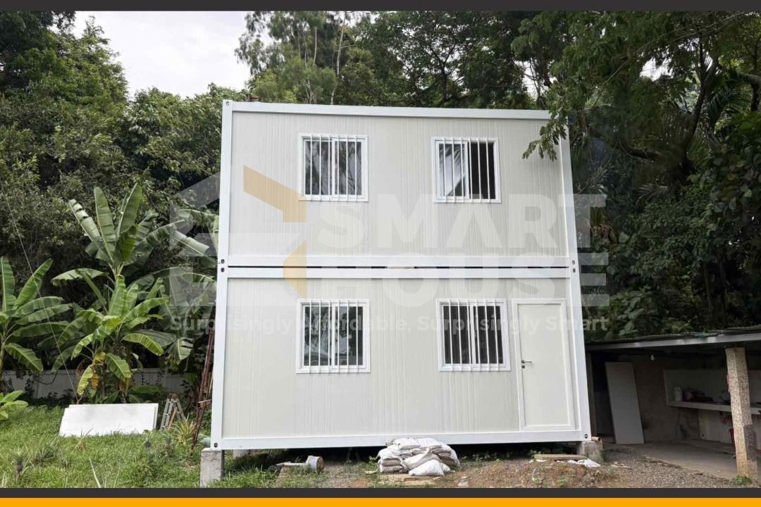 SMARTHOUSE PATENTED LUXURY CONTAINER HOUSE (Category: Construction & Building Materials) located in Quezon City. Submitted by Smarthouseph (Listing ID 1449548882, Image 3). Description: 🚨 IF YOU'RE STILL THINKING PREFAB MEANS "BASIC," YOU'RE ALREADY BEHIND. Today's smartest investors, business owners, and property developers are looking for faster, more efficient ways to build. That's where Smarthouse comes in !!! Modern design. Durable construc