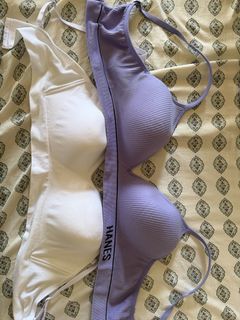 (Category: ) located in . Submitted by declutterbuds (Listing ID 1449609185, Image 1). Description: .