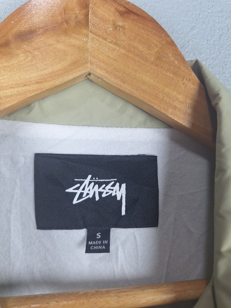 Stussy Corp Staff '19 Coach Jacket (Category: Coats, Jackets and Outerwear) located in Sibulan. Submitted by studioxano (Listing ID 1449638852, Image 3). Description: Stussy Corp Staff '19 Coach Jacket -P1,500 + SF Size S length 26 / Width 20.5 Excellent condi 9.5/10 color rate needwash no issue sign usage Loc: Dumaguete city.