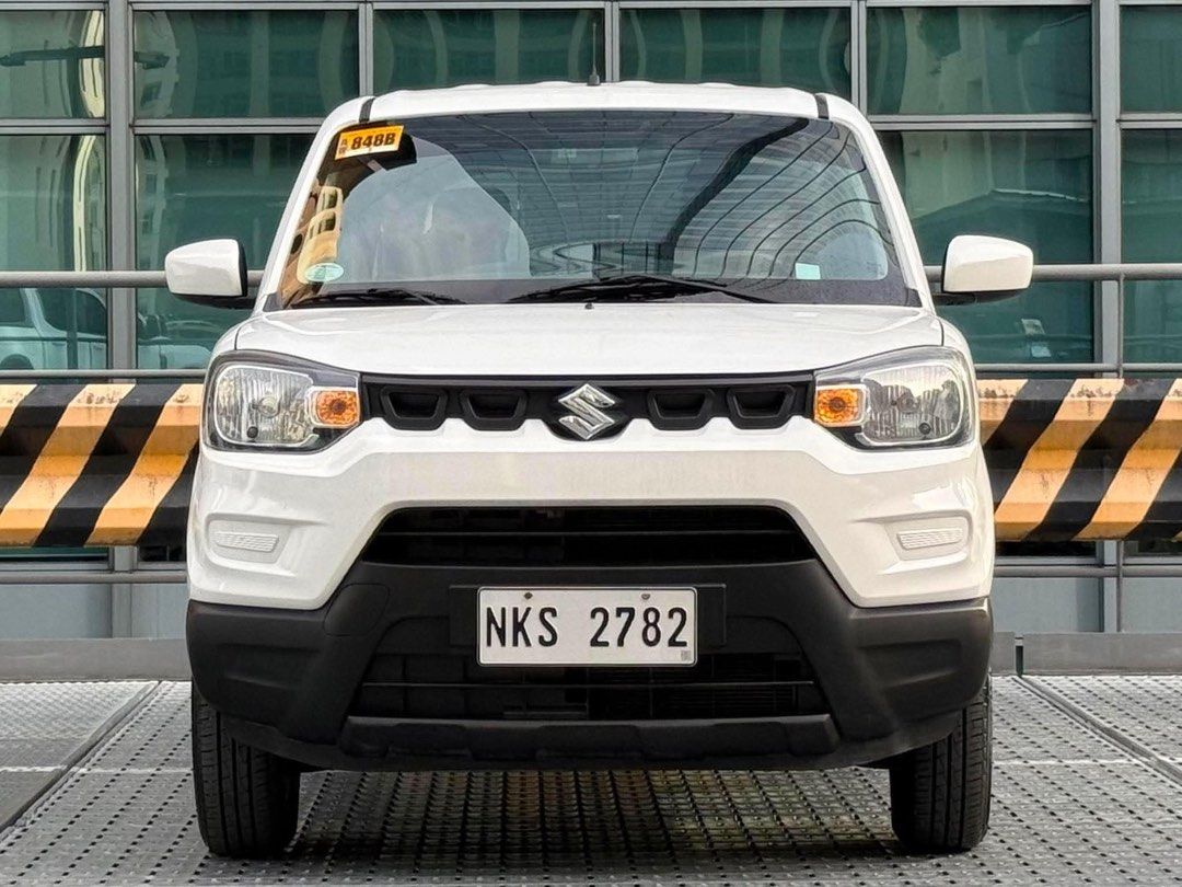 Suzuki Spresso 1.0‼️🔥 Auto (Category: Used Cars) located in Makati City. Submitted by maby_latido05 (Listing ID 1449650066, Image 1). Description: 2025 Suzuki Spresso 1.0 GL Auto Gear Shift GAS‼️🔥 OPTION 2: High Approval Rate ₱113K ALL IN CASHOUT (chattel and insurance included) 2 years: ₱26,571 3 years: ₱19,198 4 years: ₱15,290 𝑵𝑶 𝑴𝑰𝑳𝑬𝑨𝑮𝑬 𝑻𝑨𝑴𝑷𝑬𝑹𝑰𝑵𝑮 𝑮𝑼𝑨𝑹𝑨𝑵𝑻𝑬𝑬𝑫 First Owner 15K Mileage Plate Ending in 2 Body Color - Wh
