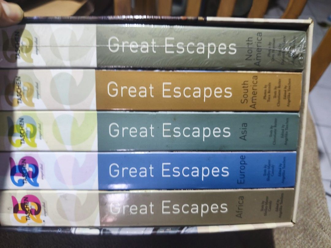 Great Escapea Taschen 5 Volume Box Set (Category: Storybooks) located in Muntinlupa City. Submitted by silent_mute (Listing ID 1449613479, Image 1). Description: Gcash/BPI.