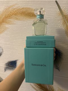 （分類：）位於 。 由 blackqueenel 提交（商品編號 1449641866，圖片 1）。簡介： 。