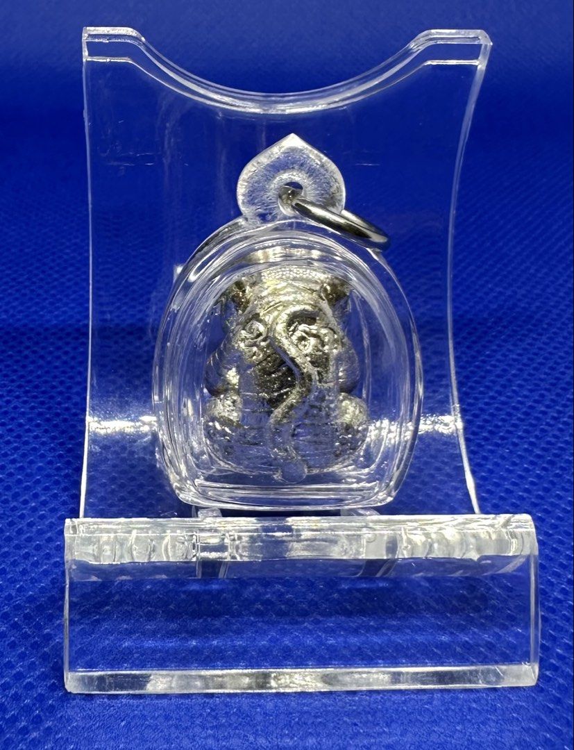 Tiger loop lor (688) (Category: Religious Items) located in Singapore. Submitted by amulet_collectors (Listing ID 1449596621, Image 2). Description: Item : Tiger loop lor Monk : LP Saen Temple : Wat Ban Nong Chik Year : 2561 Size : 3.5 cm X 2.6 cm Temple Box : Yes Price $40 Price can be negotiated Self Collection at the following locations at my convenience : Jurong East MRT control station weekdays Monday to Friday 6pm onwards Bukit Batok MRT co
