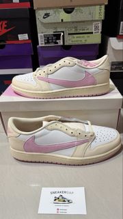 (Category: ) located in . Submitted by sneakergap (Listing ID 1449588734, Image 1). Description: .