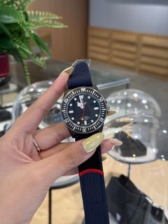 （分類：）位於 。 由 galactic_watch_hk 提交（商品編號 1449563241，圖片 1）。簡介： 。