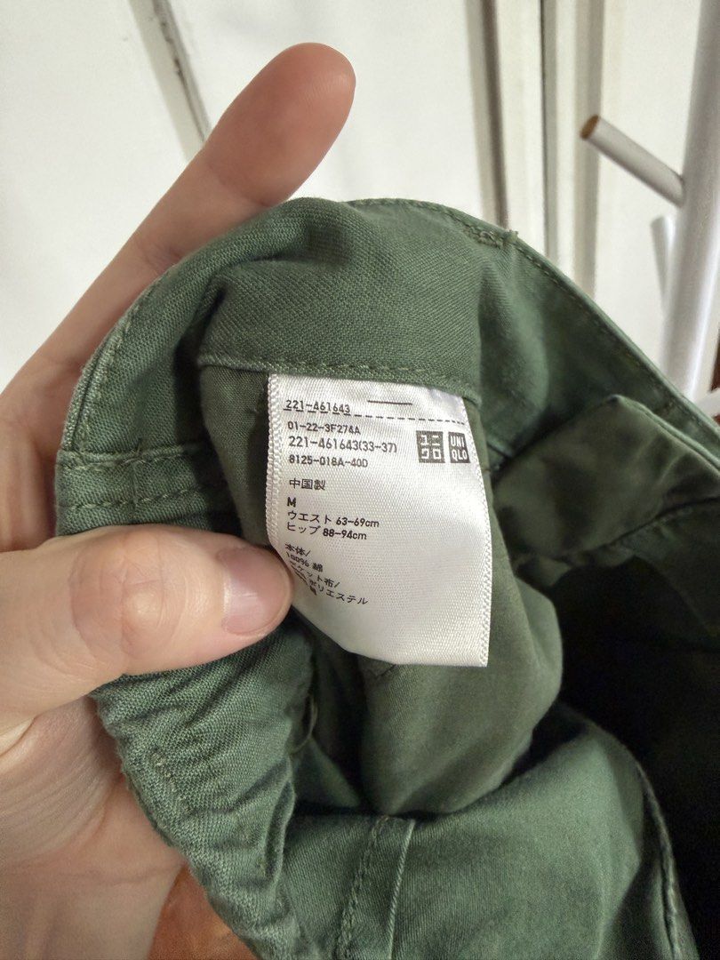 Uniqlo Cargo Pants Green Size M (Category: Other Bottoms) located in Quezon City. Submitted by chideclutters (Listing ID 1449616151, Image 3). Description: - Uniqlo Cargo Pants - Color: Olive Green - Size: Medium (M) - Features side pockets - Elastic waistband at the back for a comfortable fit - Ideal for everyday casual wear.