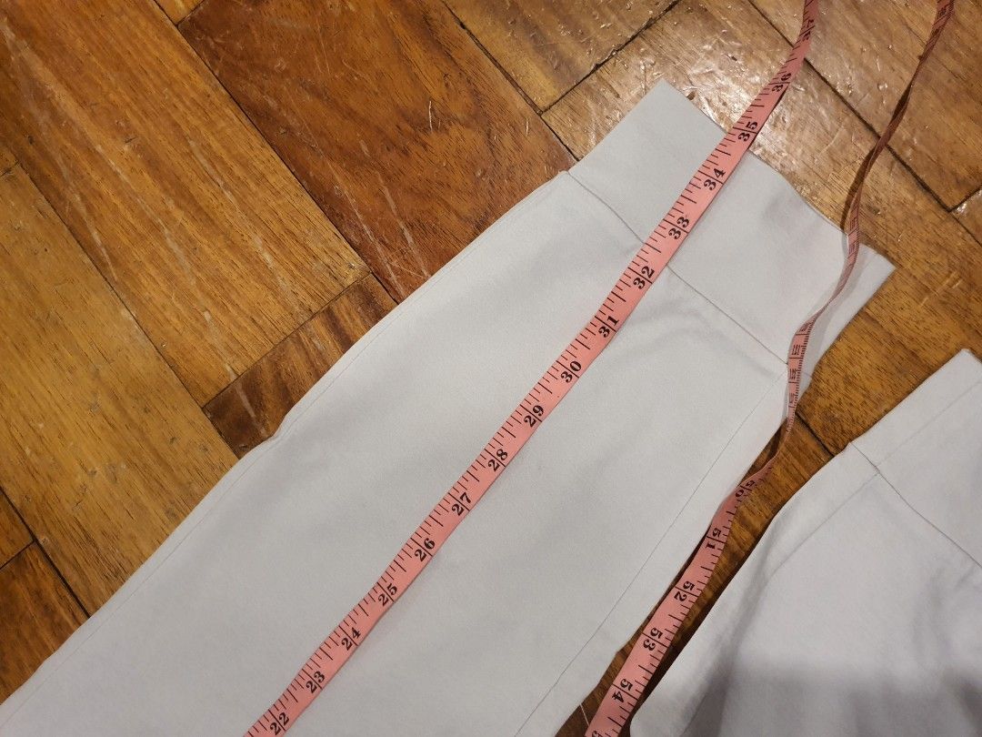 Uniqlo easy stretch jogger 160 (Category: Babies & Kids Fashion) located in Taguig. Submitted by supernova888 (Listing ID 1449574508, Image 3). Description: auth neg.