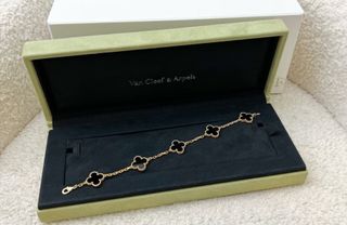 (Category: ) located in . Submitted by myprecious25 (Listing ID 1449705041, Image 1). Description: .