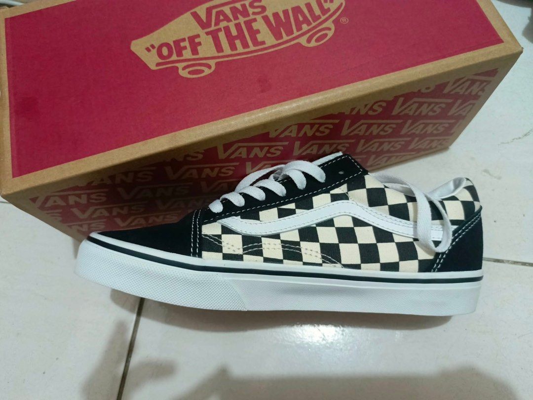 Vans Old Skool Primary Check Black/White Sneakers (Category: Sneakers) located in Liloan. Submitted by iwynirock (Listing ID 1449643352, Image 2). Description: Never been used Brand new Size 6 - Iconic Vans Old Skool checkerboard design - Classic black and white colorway - Low-top silhouette with signature side stripe - Includes original box - Ideal for everyday style and comfort.