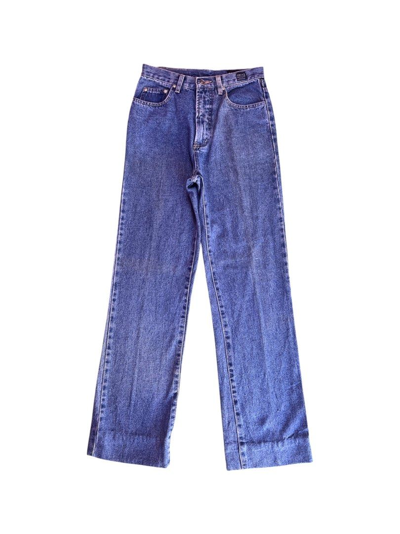 Versace Hard Denim Pants (Category: Jeans) located in Calapan. Submitted by seria_thrifting_apparel (Listing ID 1449702367, Image 1). Description: ✅Complete Tags • Width: 26-27 • Length: 42.5 • Hem: 8 • Color rate: 8.5/10 • Issue: Need Wash (Very Good Condition).