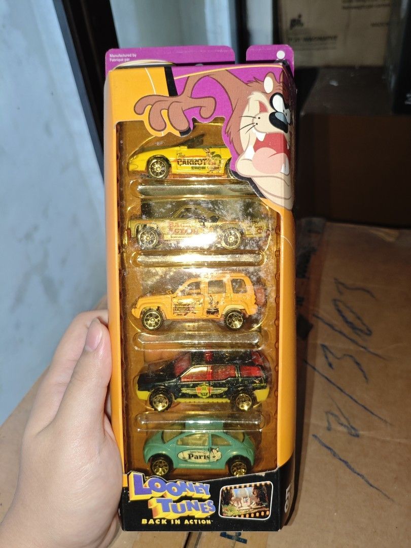 Vintage MATCHBOX LOONEY TUNES 5 pack (Category: Vintage Collectibles) located in Pasay City. Submitted by fcsean (Listing ID 1379290506, Image 3). Description: .