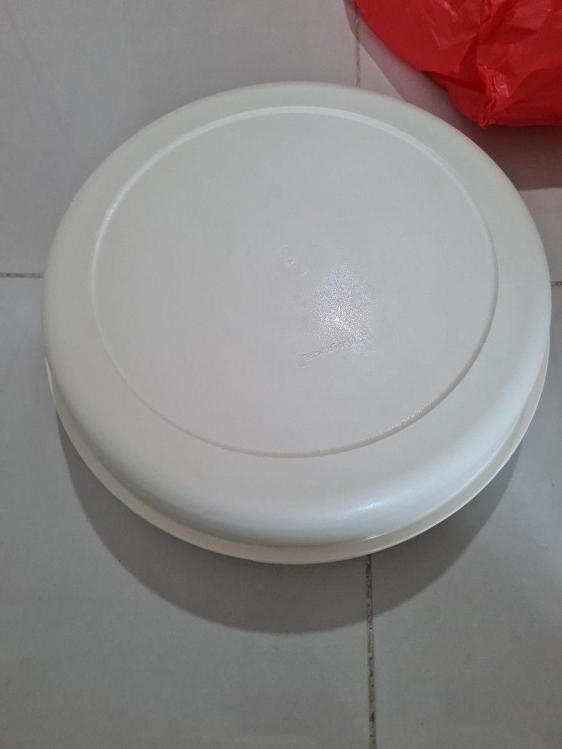 Vintage Tupperwear Serving Platter with Lid508967079894077442