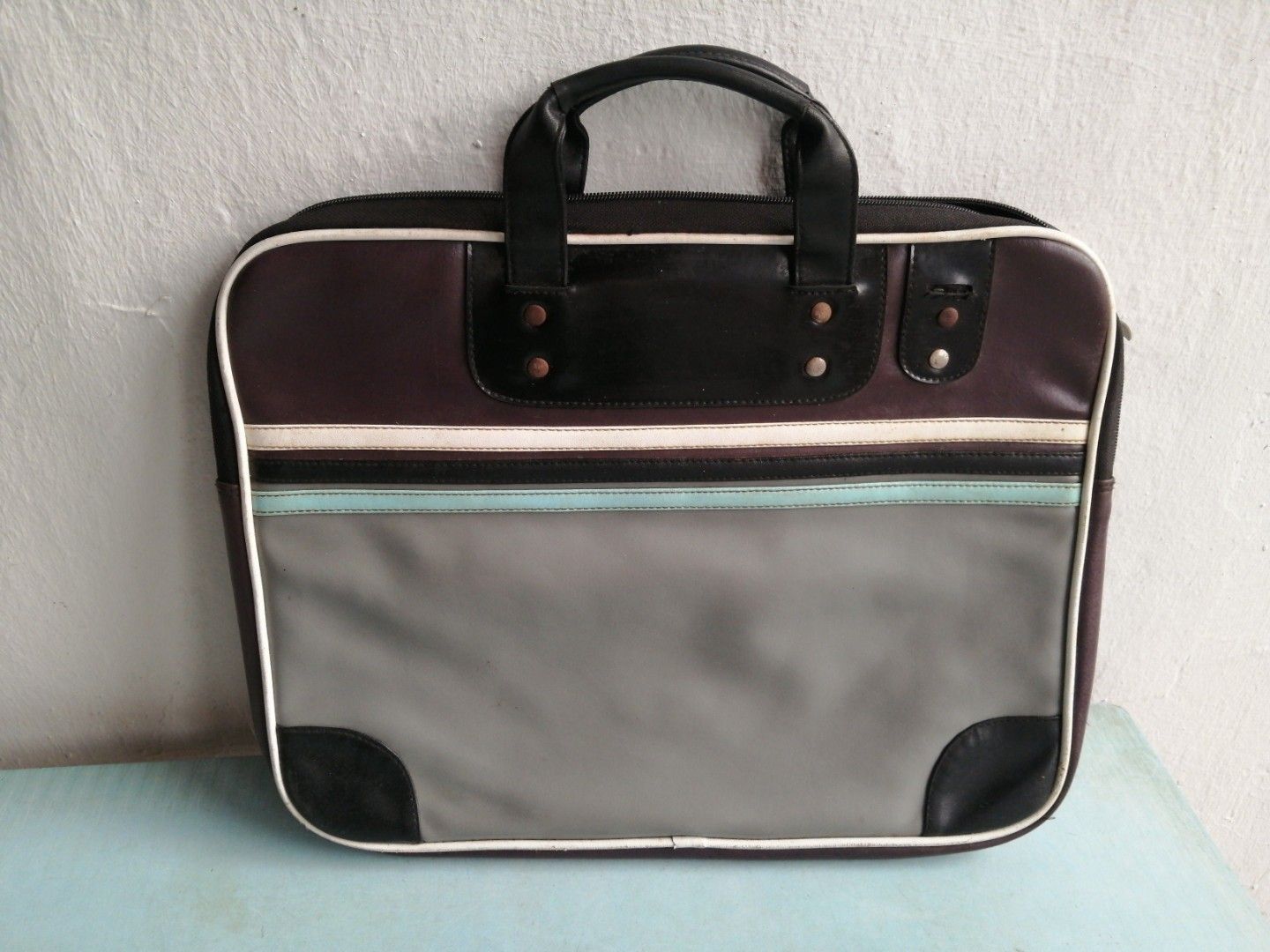 Vintage vinyl laptop bag
