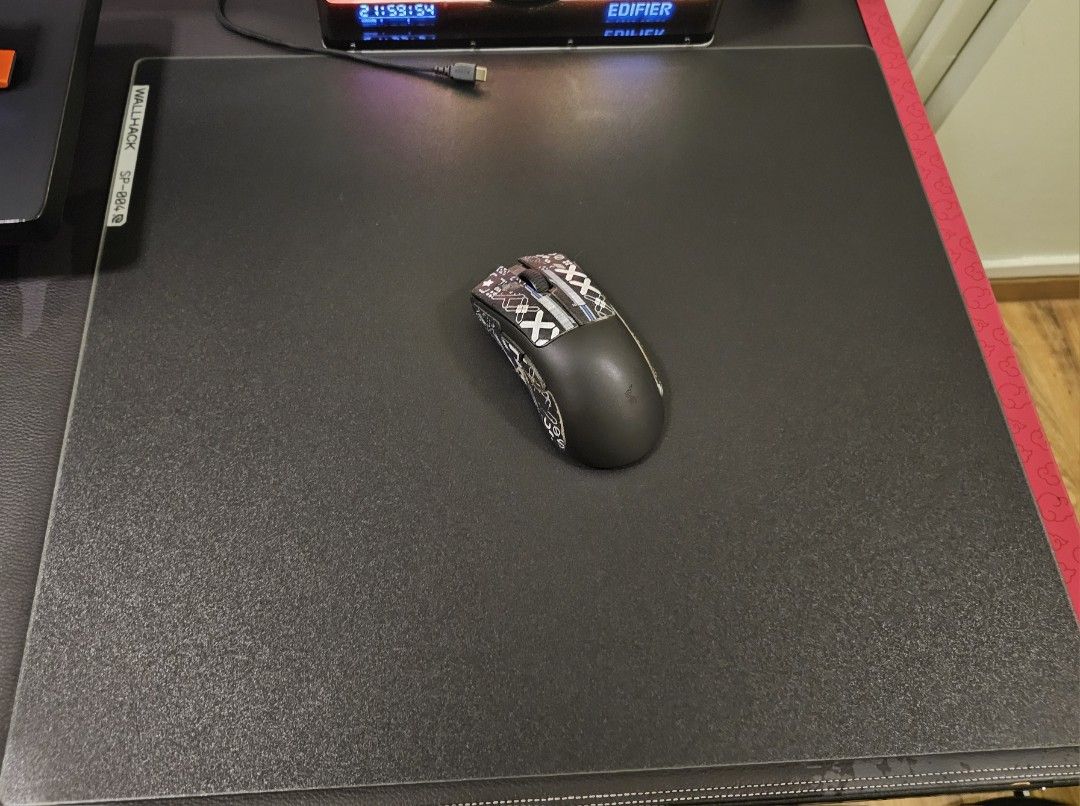 WallHack SP-004 Glass Mousepad509498535026380801