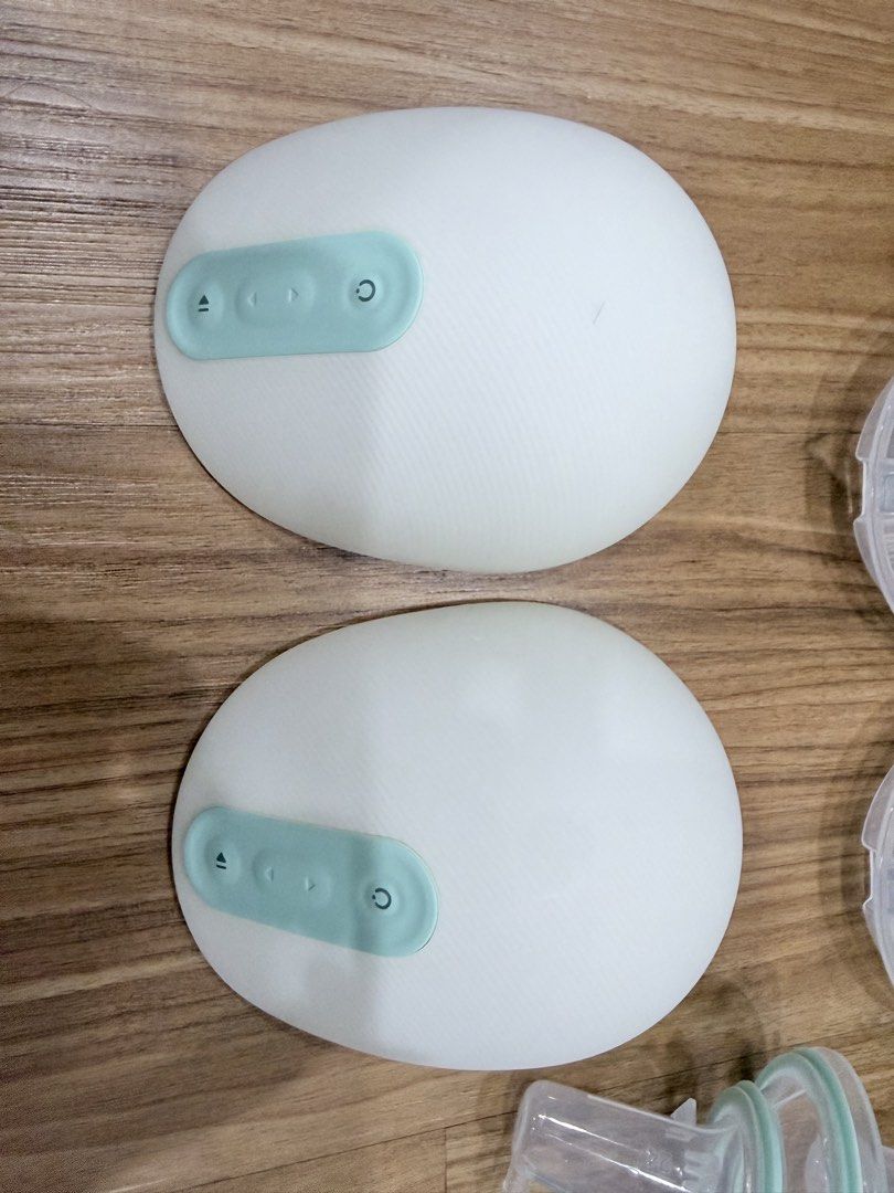 Willow 360 Wearable Breast Pump 2 Pack (Category: Breastfeeding & Bottle Feeding) located in Quezon City. Submitted by meandandy (Listing ID 1449627231, Image 2). Description: - Willow 360 Wearable Breast Pump - Hands-free, in-bra design for ultimate convenience - Leak-proof with patented latch technology - App-controlled for easy monitoring and adjustments - Includes both 21mm and 24mm inserts - Comes with charger and milk bags - Hospital-grade 