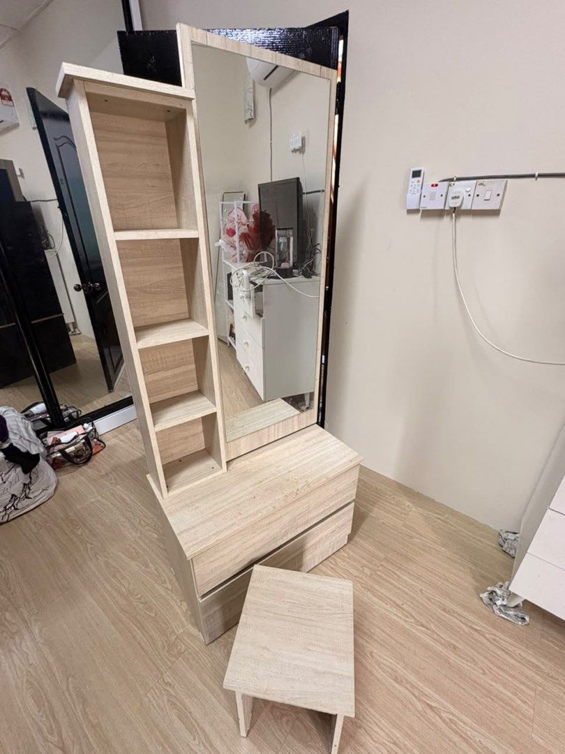 Wooden Dressing Table with Mirror and Stool (Category: Tables & Sets) located in Klang. Submitted by syazana10 (Listing ID 1449666392, Image 2). Description: berminat pm :).