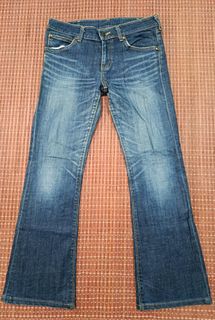 (Category: ) located in . Submitted by aydenthriftwear (Listing ID 1449687292, Image 1). Description: .