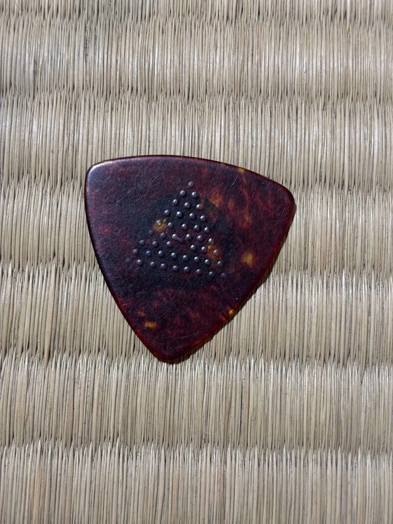 YAMAHA GUITAR PICK HARD TORTOISE SHELL (Category: Musical Instruments) located in Bulacan. Submitted by herbertvintageshop (Listing ID 1449638974, Image 2). Description: Vintage japanese yamaha guitar pick hard Tortoise shell triangular shape 33mm width 32mm height Ultra Rare / hard to come by / from japan See pic to appreciate Courier flash express / lbc express Lalamove same day delivery metro manila Shipping anywhere in the country Mode of pay