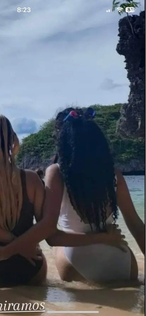Zaful One-piece White Deep V-neck Backless Swimsuit (Category: Bikinis & Swimsuits) located in Quezon City. Submitted by pinkvanilla.milkshake (Listing ID 1448885248, Image 2). Description: Small on tag but can fit XS since it's too tight.