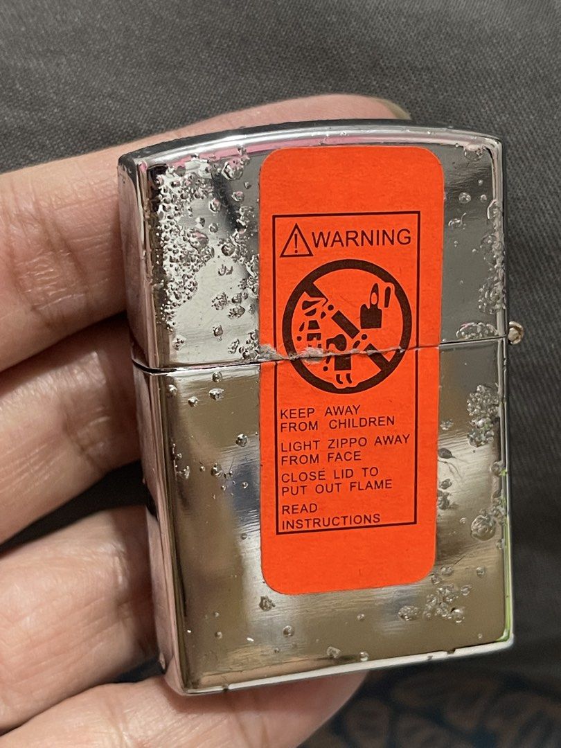 zippo lighter (Category: Vintage Collectibles) located in Cabiao. Submitted by imeon13 (Listing ID 1449635540, Image 2). Description: wla na xang gas pa refill nyu nlang from hongkong box surplus.