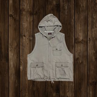 (Category: ) located in . Submitted by roadsidethriftstore (Listing ID 1449784137, Image 1). Description: .