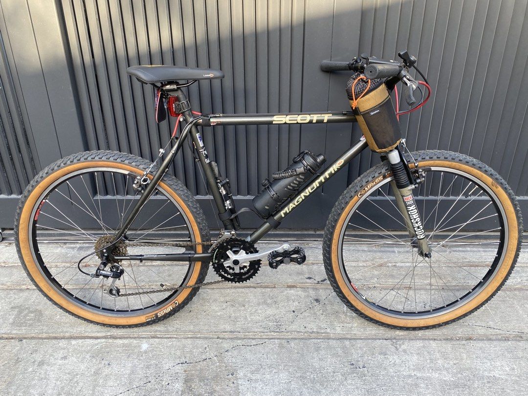 1991 scott magnum mk retro mtb (Category: Bicycles) located in Taguig. Submitted by gerard02700 (Listing ID 1449946355, Image 1). Description: 1991 Scott magnum MK retro mtb shimano deore LX groupset Medium size perfect for 5'5 to 5'8 height 30,000 pesos taguig pick up.