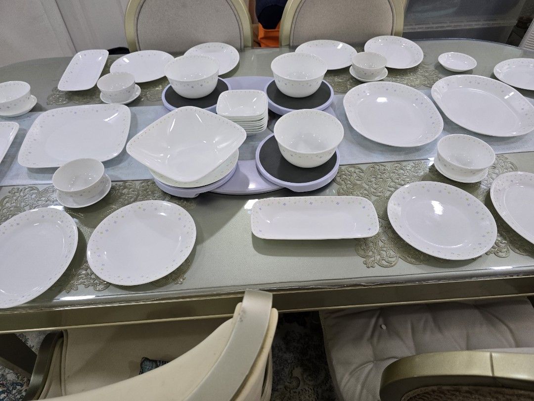 42 Corelle Dining sets510149195833036801